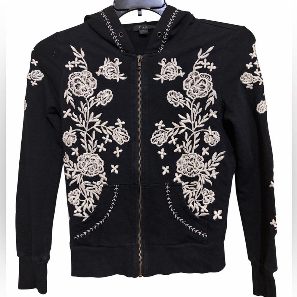 Y2K Black Zip Up Hoodie With Intricate White Floral Embroidery Fairy Grunge Boho - Picture 3 of 10